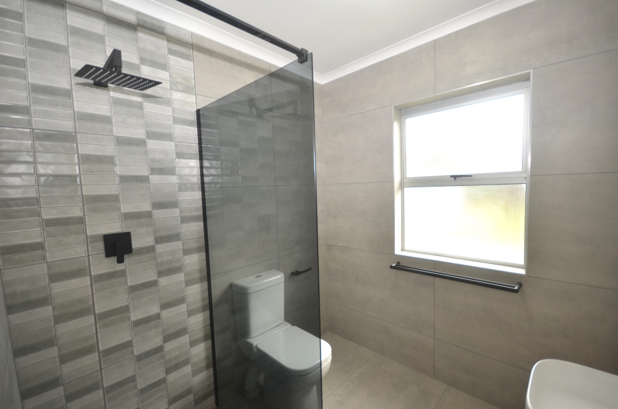 4 Bedroom Property for Sale in Gonubie Eastern Cape
